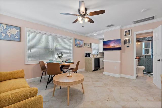 724 GULF BOULEVARD, Indian Rocks Beach, FL 33785