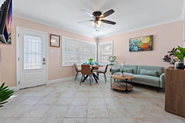 724 GULF BOULEVARD, Indian Rocks Beach, FL 33785