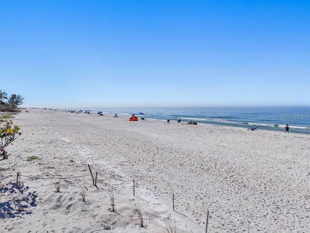 724 GULF BOULEVARD, Indian Rocks Beach, FL 33785
