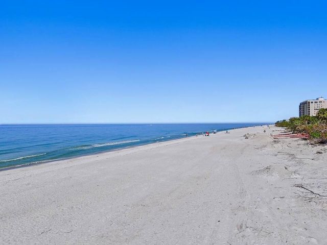 724 GULF BOULEVARD, Indian Rocks Beach, FL 33785