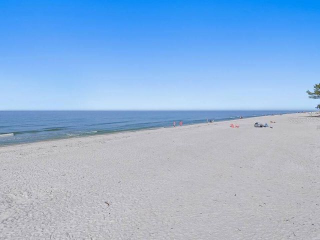 724 GULF BOULEVARD, Indian Rocks Beach, FL 33785