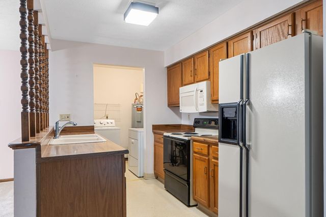 445 Wisteria Drive 445 Wisteria Drive, Troy, OH 45373