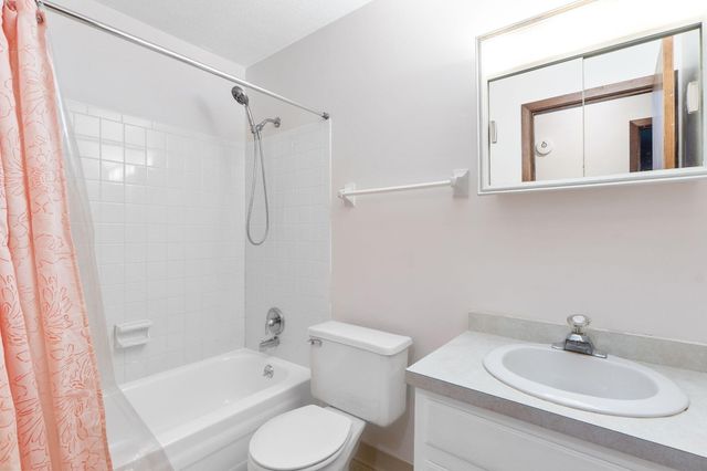 445 Wisteria Drive 445 Wisteria Drive, Troy, OH 45373