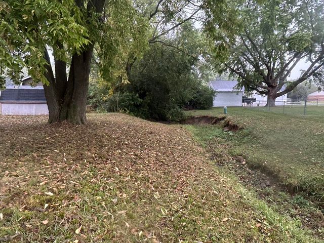 445 Wisteria Drive 445 Wisteria Drive, Troy, OH 45373