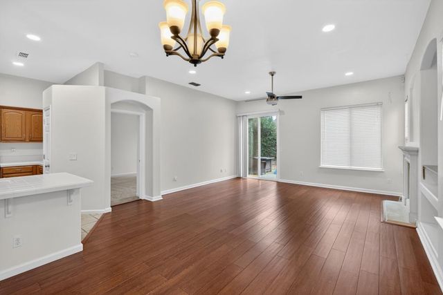 4521 Freitag Way, Elk Grove, CA 95758