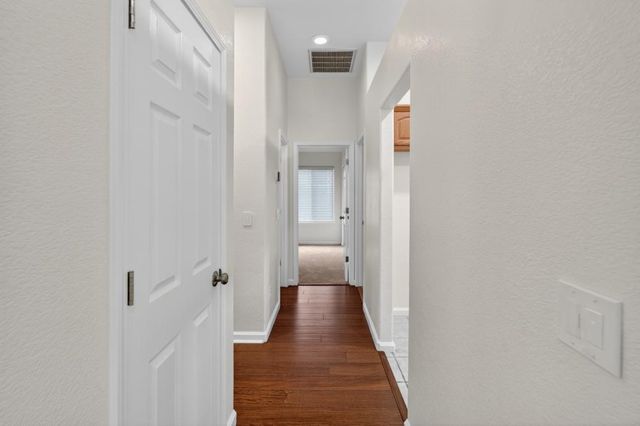 4521 Freitag Way, Elk Grove, CA 95758