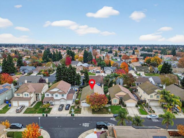 4521 Freitag Way, Elk Grove, CA 95758