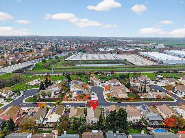 4521 Freitag Way, Elk Grove, CA 95758