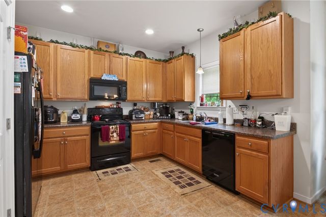 2308 Thomas Kenney Dr, Glen Allen, VA 23060
