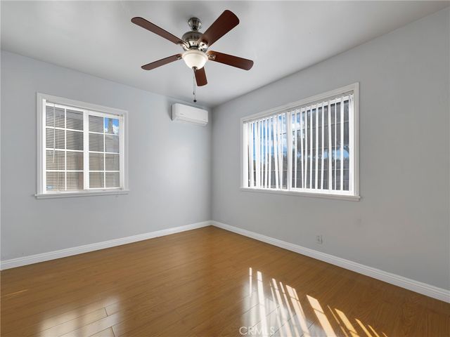 6958 Jumilla Avenue, Winnetka, CA 91306