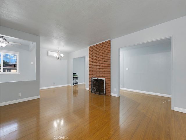 6958 Jumilla Avenue, Winnetka, CA 91306