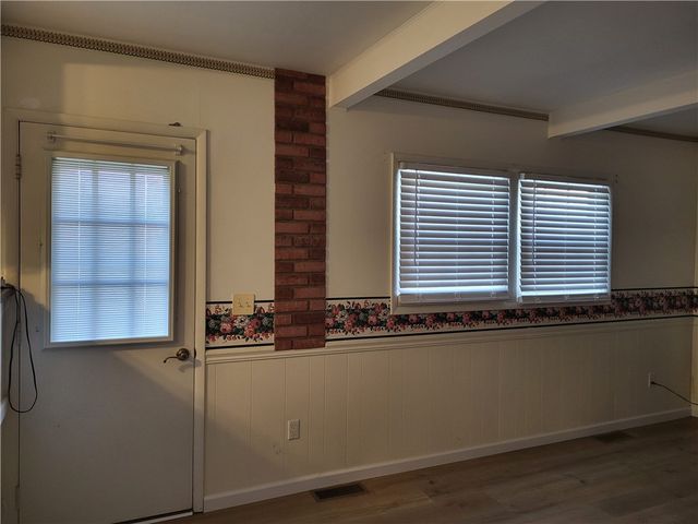 117 Farmington Dr., Twp Of But Nw, PA 16001