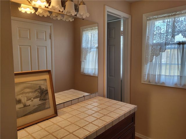 117 Farmington Dr., Twp Of But Nw, PA 16001