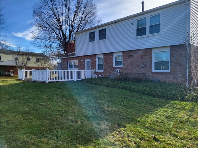 117 Farmington Dr., Twp Of But Nw, PA 16001