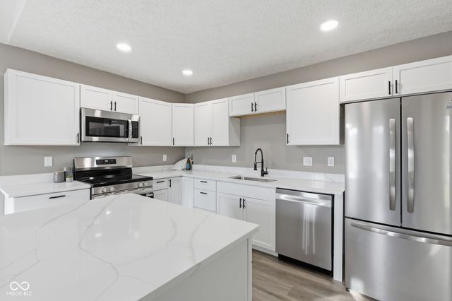 914 Corey Lane, Plainfield, IN 46168