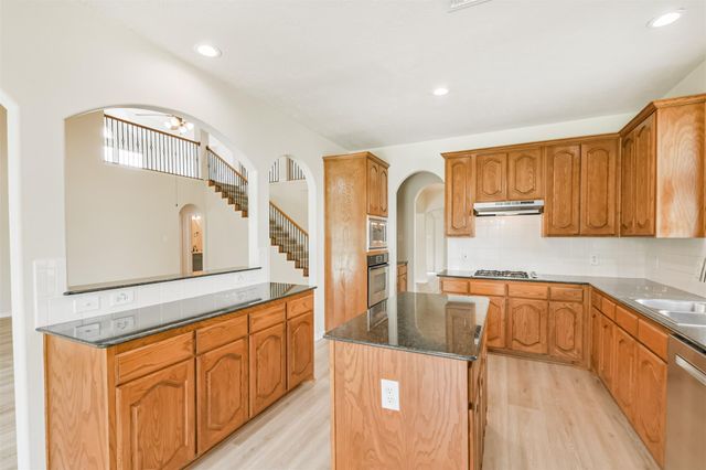 11918 Mariposa Canyon Drive, Tomball, TX 77377
