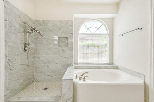 11918 Mariposa Canyon Drive, Tomball, TX 77377