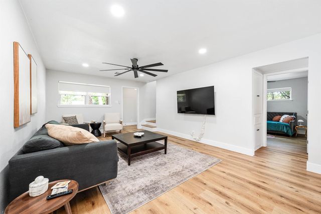 2506 Swan Court, Houston, TX 77058