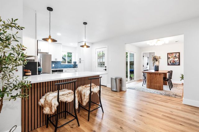 2506 Swan Court, Houston, TX 77058