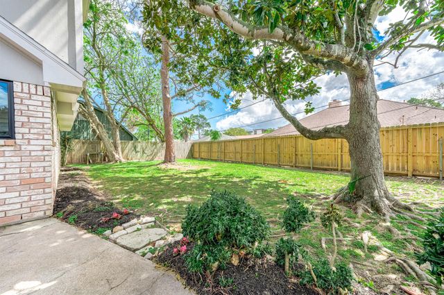 2506 Swan Court, Houston, TX 77058