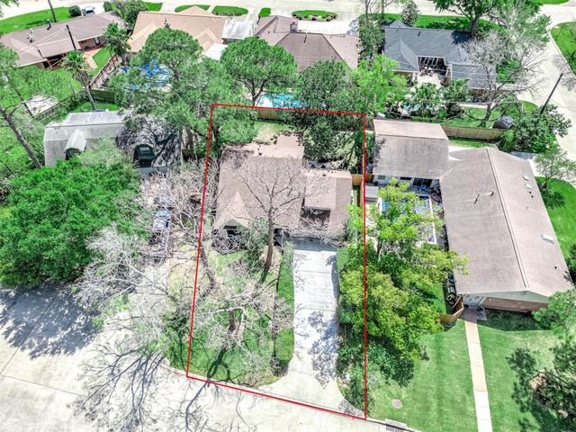 2506 Swan Court, Houston, TX 77058