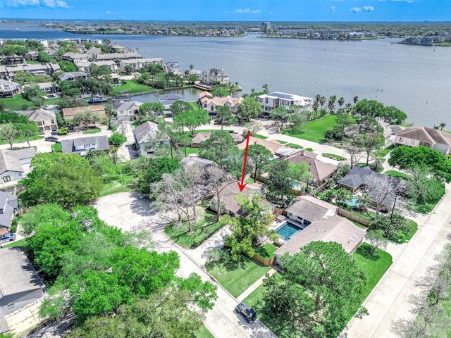 2506 Swan Court, Houston, TX 77058