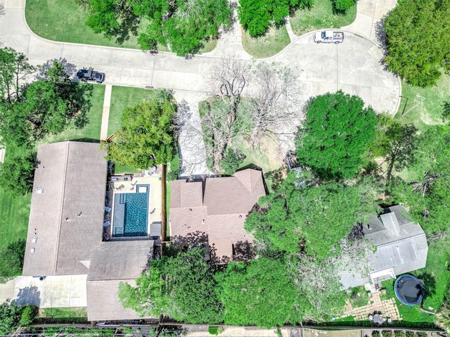 2506 Swan Court, Houston, TX 77058