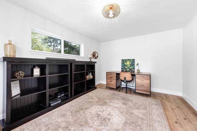 2506 Swan Court, Houston, TX 77058