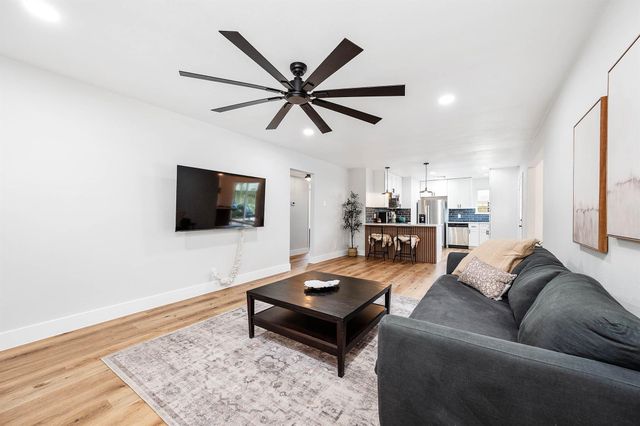 2506 Swan Court, Houston, TX 77058