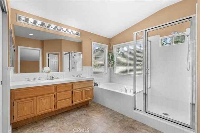 1584 Meadowlark, Corona, CA 92881