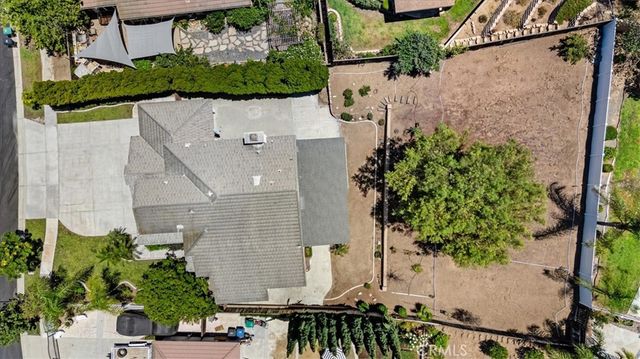 1584 Meadowlark, Corona, CA 92881