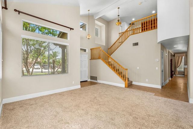 1584 Meadowlark, Corona, CA 92881