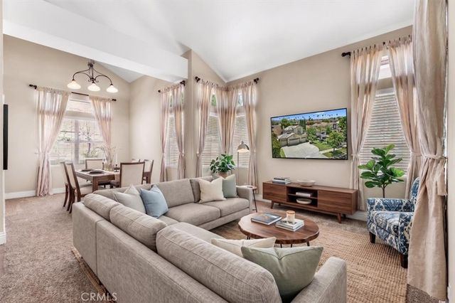 1584 Meadowlark, Corona, CA 92881