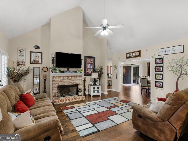 105 Alexander Drive, Mcdonough, GA 30252