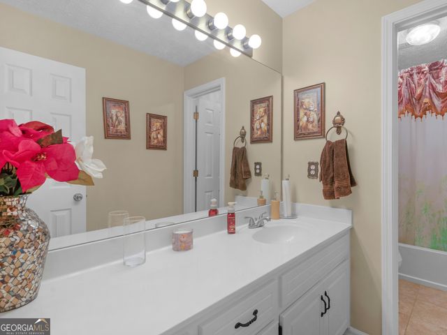 105 Alexander Drive, Mcdonough, GA 30252