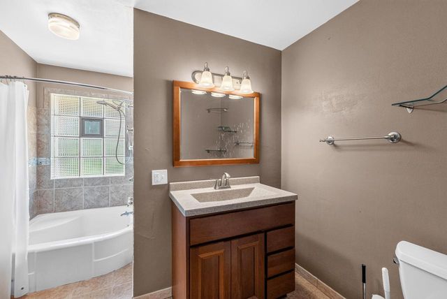 6540 N 91st STREET, Milwaukee, WI 53224