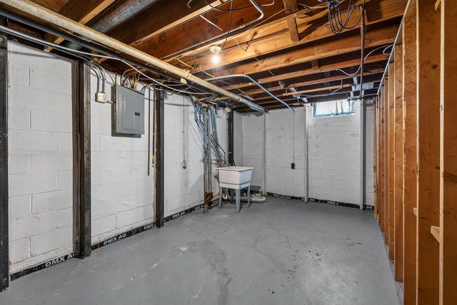 6540 N 91st STREET, Milwaukee, WI 53224