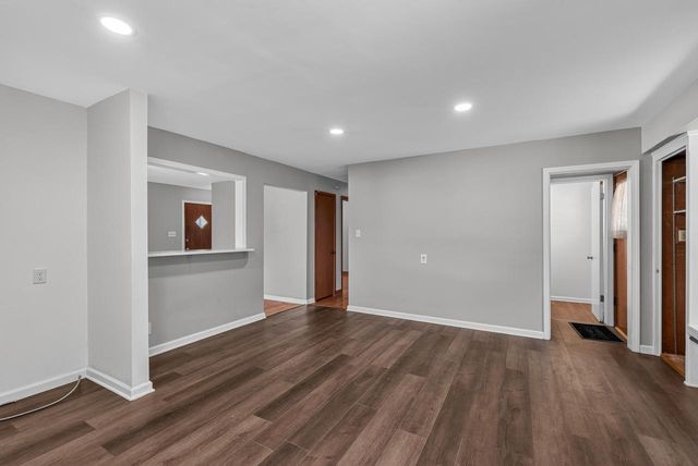 6540 N 91st STREET, Milwaukee, WI 53224