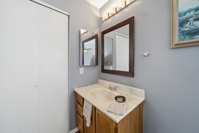 19651 Valley Ford Drive, Cottonwood, CA 96022