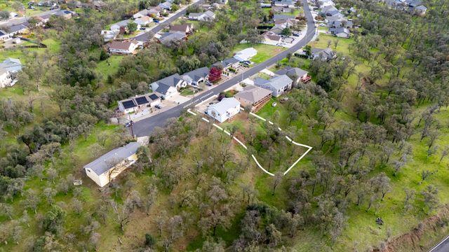 19651 Valley Ford Drive, Cottonwood, CA 96022