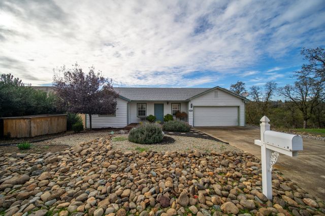 19651 Valley Ford Drive, Cottonwood, CA 96022