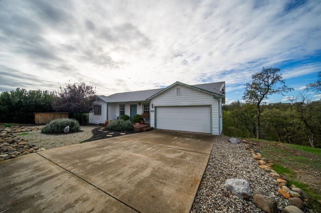 19651 Valley Ford Drive, Cottonwood, CA 96022