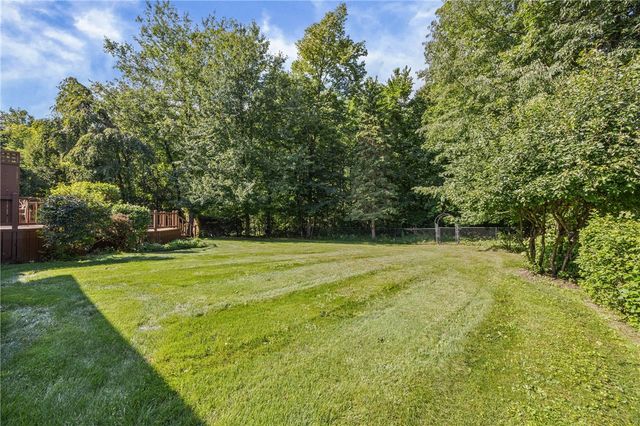 291 Creighton Lane, Greece, NY 14612