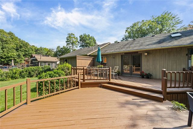 291 Creighton Lane, Greece, NY 14612