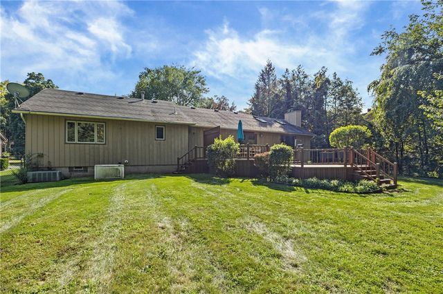 291 Creighton Lane, Greece, NY 14612