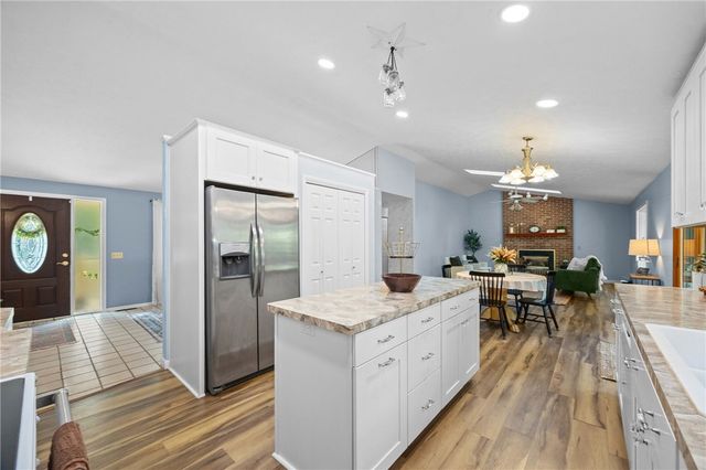 291 Creighton Lane, Greece, NY 14612