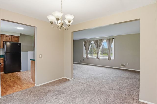 1128 County Road 8, Farmington, NY 14425