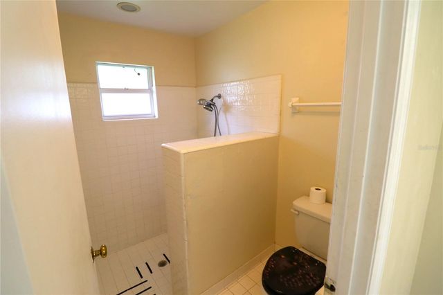 1023 REDBUD CIRCLE, Plant City, FL 33563
