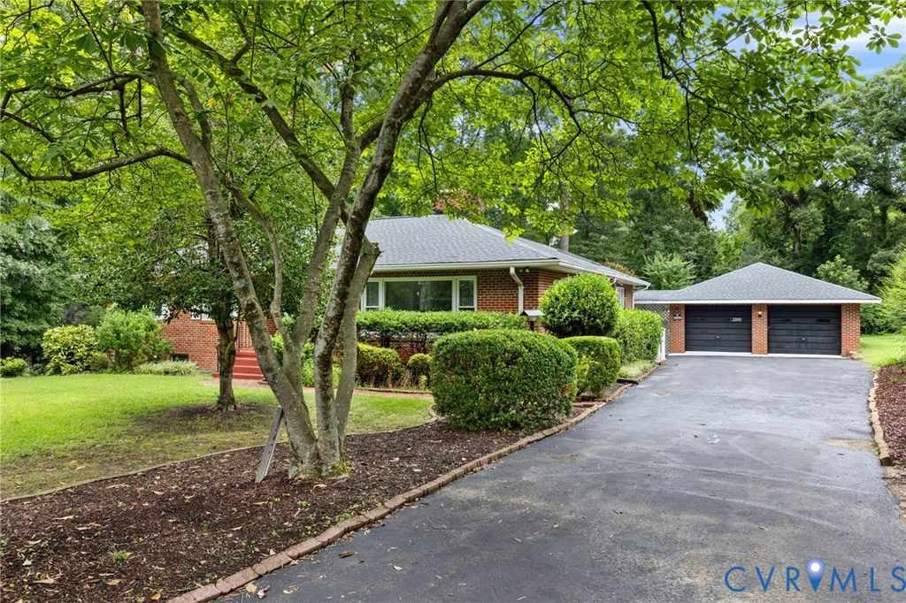 7518 Lisa Ln, Henrico, VA 23294