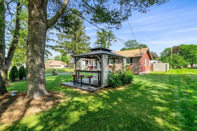 5 Linda Dr, Belmont, NH 03220